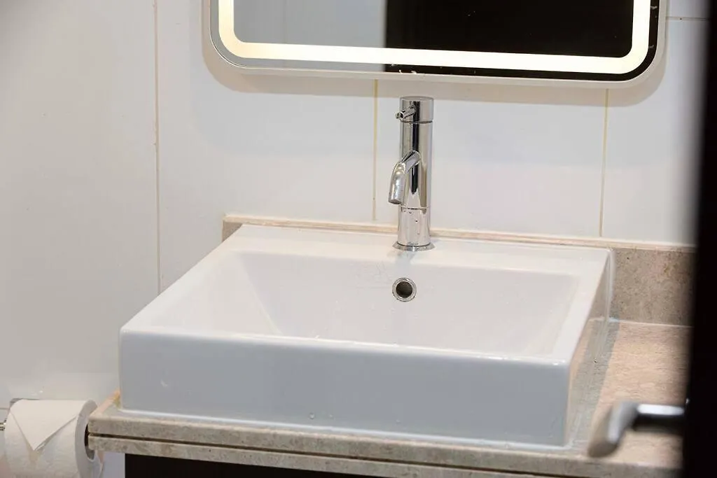 Stylish 1-Br Oasis Minutes From Burj & Dubai Mall 0*,  Förenade Arabemiraten