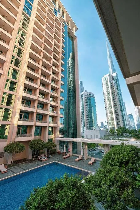 Stylish 1-Br Oasis Minutes From Burj & Dubai Mall