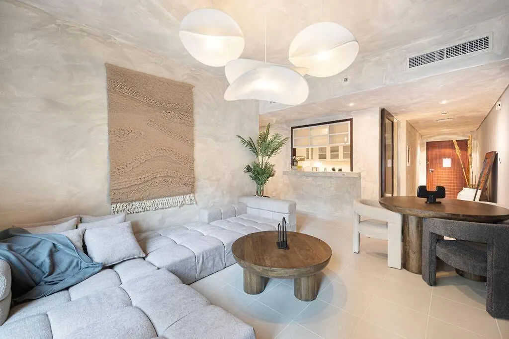 Lägenhet Stylish 1-Br Oasis Minutes From Burj & Dubai Mall Förenade Arabemiraten