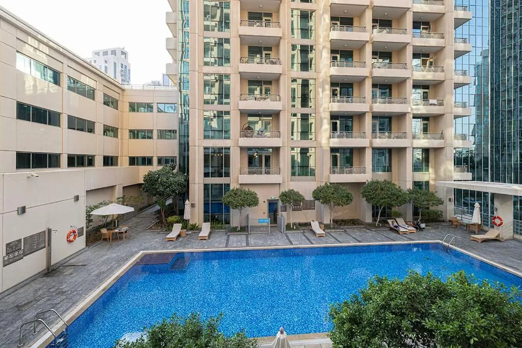 Stylish 1-Br Oasis Minutes From Burj & Dubai Mall 0*,