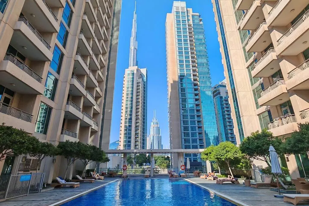 Stylish 1-Br Oasis Minutes From Burj & Dubai Mall United Arab Emirates