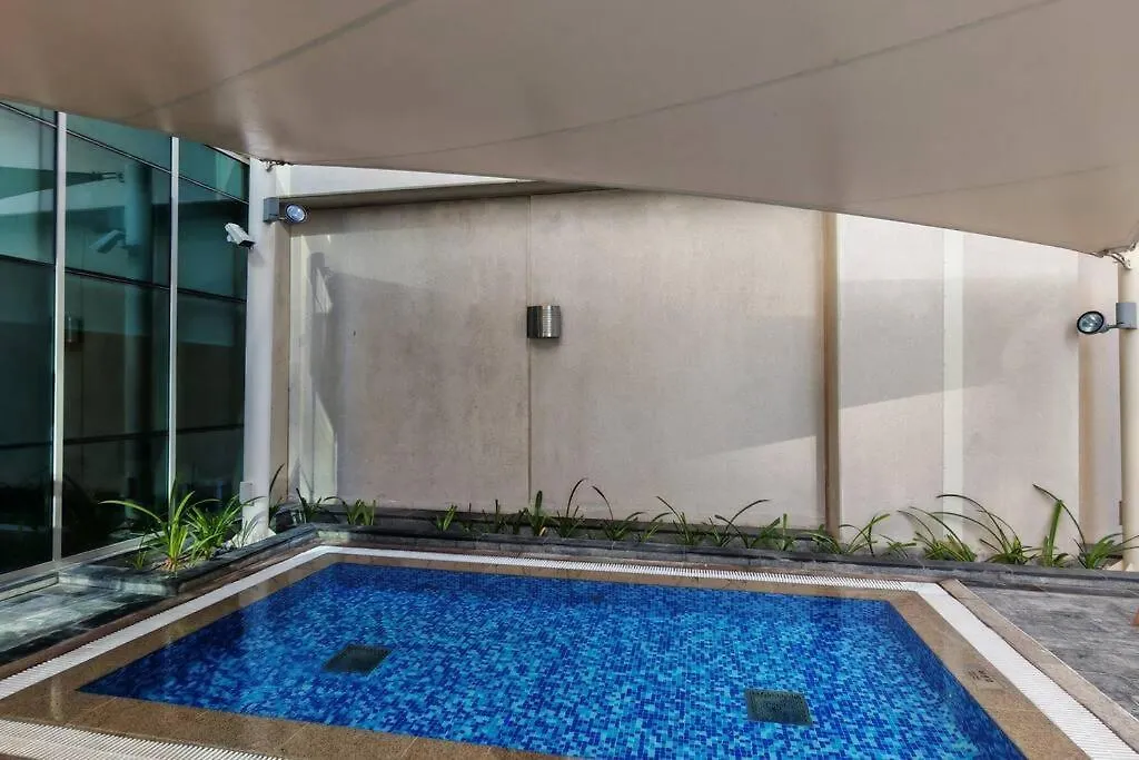 Stylish 1-Br Oasis Minutes From Burj & Dubai Mall Apartment